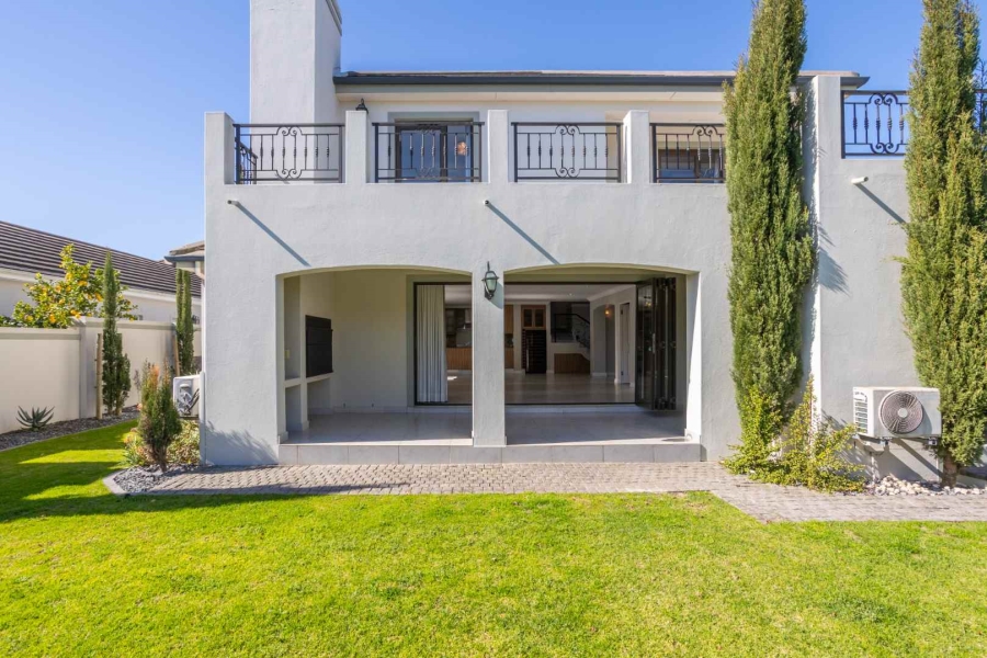 To Let 3 Bedroom Property for Rent in Val De Vie Estate Western Cape